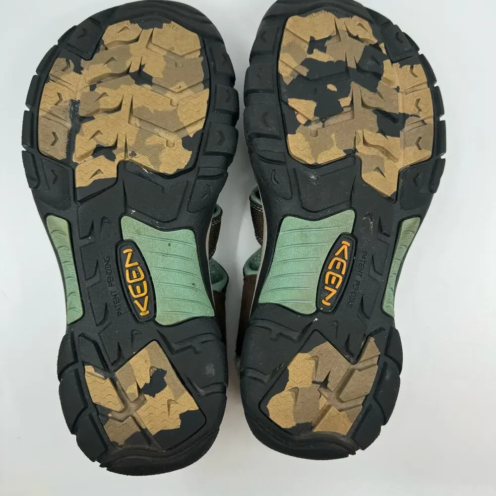 KEEN Women's Newport H2 closed toe hiking sandals in brown womens 10
